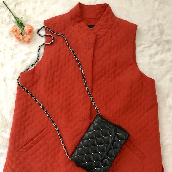 ✨Eileen Fisher Rust Orange 100% Silk Quilted Vest Small - Picture 2 of 16
